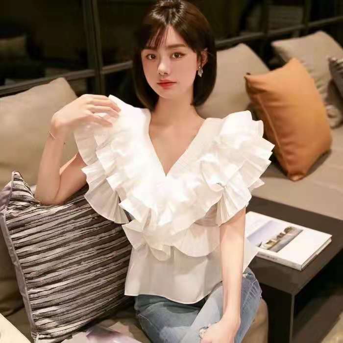 Korean Celebrity Summer Ruffle Blouse V-neck French Chic sleeveless shirt, Red pressed ruffles top