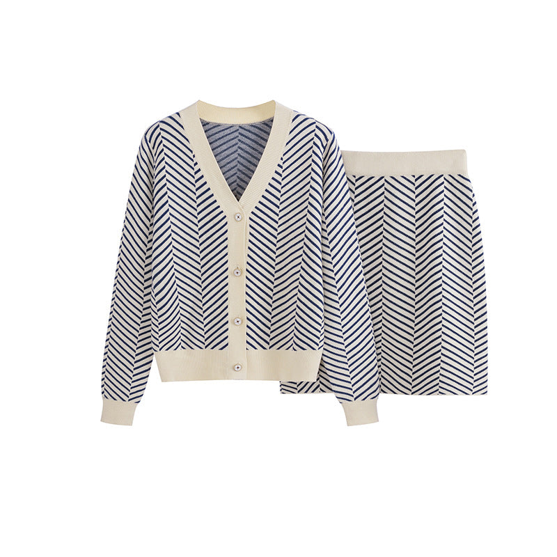 Paris Style Casual Suit, Cardigan & Skirt Two-Piece Set, Ivory & Navy Herringbone Pattern Knit Outfit F/W